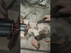 हैंडहेल्ड इंडक्शन हीटिंग मशीन